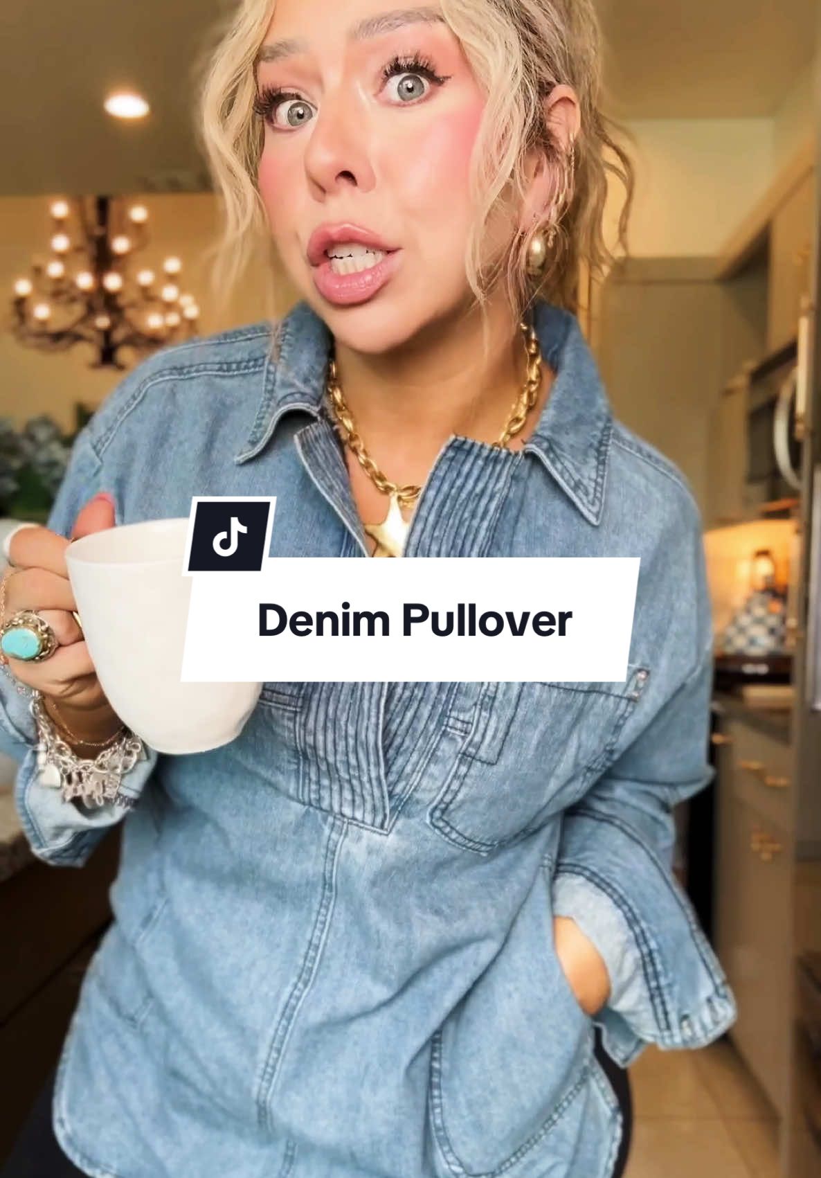 The Jean Pullover you didn’t know you needed👏🏼 #pullover #denimjacket #denimjackets #fallfashion #fashion @Tankaneo @Tankaneo US 