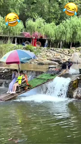 Buồn cười #Funny#funnyvideos#funnyvideo#funnymoments#foryou 😂foryoupagr 😂fails 🤣failarmy 😂fpy 🤣fpy 🥰laugh 😀viral 😂viralvideo 🤣prank 😃haha 🤣trol 😂😃😃 
