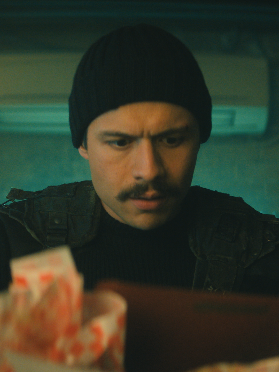 one year since the final season of #TheUmbrellaAcademy and I'm still feral over Diego speaking Spanish #DavidCastaneda