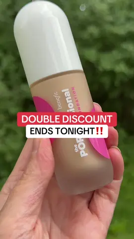 There is a double discount on the BRAND NEW The Porefessional foundation 🤎 #benefitcosmetics #benefitcosmeticsfoundation #benefitcosmeticsporefessional #makeup #foundation #porefessional #tiktokshopcreatorpicks #tiktokshopbacktoschool 
