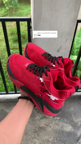 Replying to @Jerskies31 300+ lang yan bossing 🔥 Abot kaya sa presyo #sapatos #basketballshoes #shoesformen 