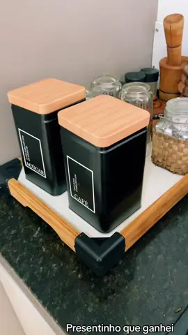 kit  2 latas hermético #cafe e #acucar  um achado meninas vejam o link 🔗 da Bio ✅#achadinhosshopee 