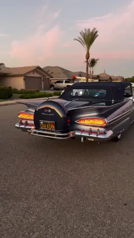 Firme 59 &58 Chevrolet Impala Convertible Lowriders. #lowriderfamilia #lowridercultura #oldschool #oldies #lowrider #raza #lowriderlifestyle #lowriderlife #lowrideraddicts #carsoftiktok #creatorsearchinsights #cruisers #cruisingisnotacrime #lowridersworldwide #chevygang #impalagang #lowandslow #lowlowlife #convertible #hydraulics #kustom ##classiccar##pancho805##westcoast##califas##fyp