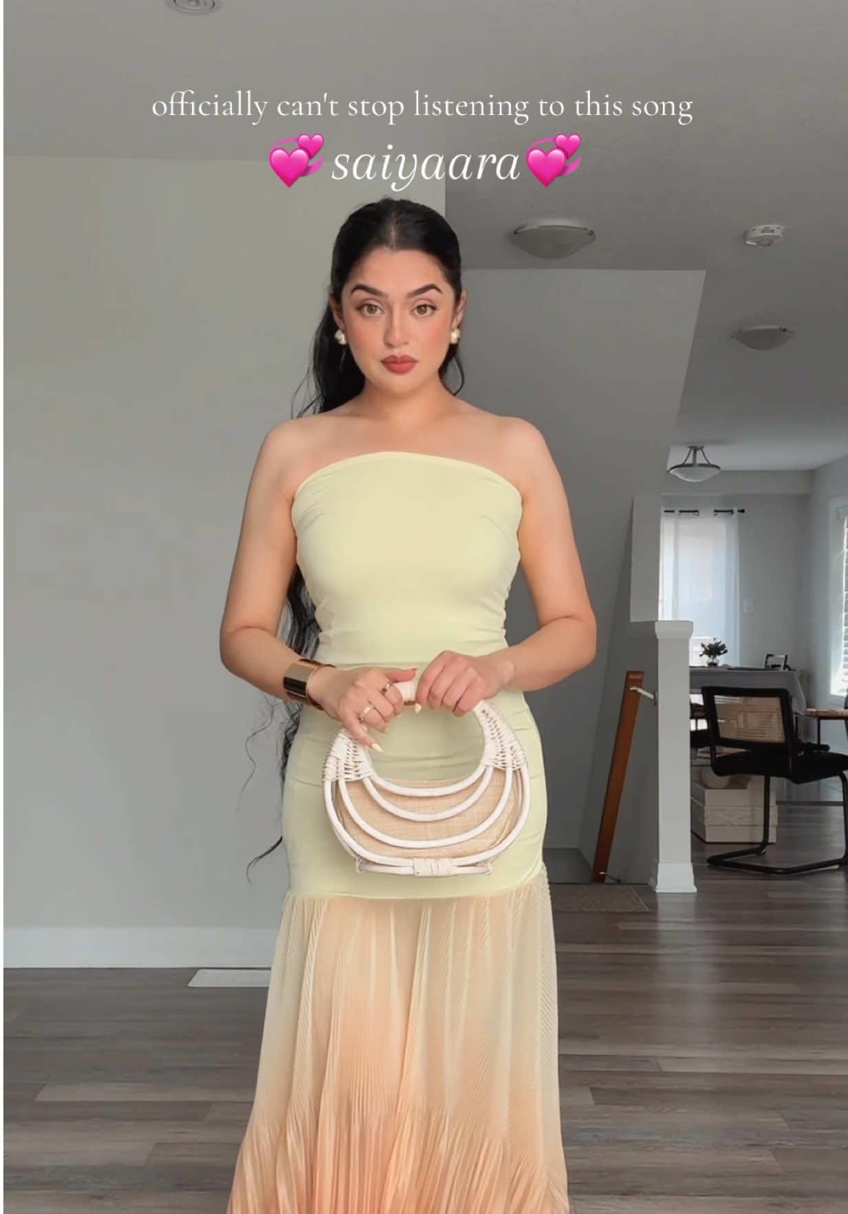 Saiyaara 💞  #saiyaara #bollywood #bollywoodsongs #outfit #dress #yellow #desi #desigirl #fyp #foryou #foryoupage #explore #explorepage #trend #trending #trendingreels #trendingaudio #reels #india #canada #saiyaara #viral #trendy #desitiktok #canada
