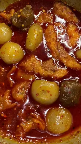 Sarapan bakso aci dan pangsit goreng! #mukbang #basoaci #pangsitgoreng #chilioil 