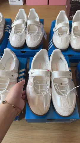 So pretty shoes 🍦🫧🩰✨🎀 #adidas #adidasballet #giayadidaschinhhang #adidasballetpink #adidassambajanecloudwhitepink 