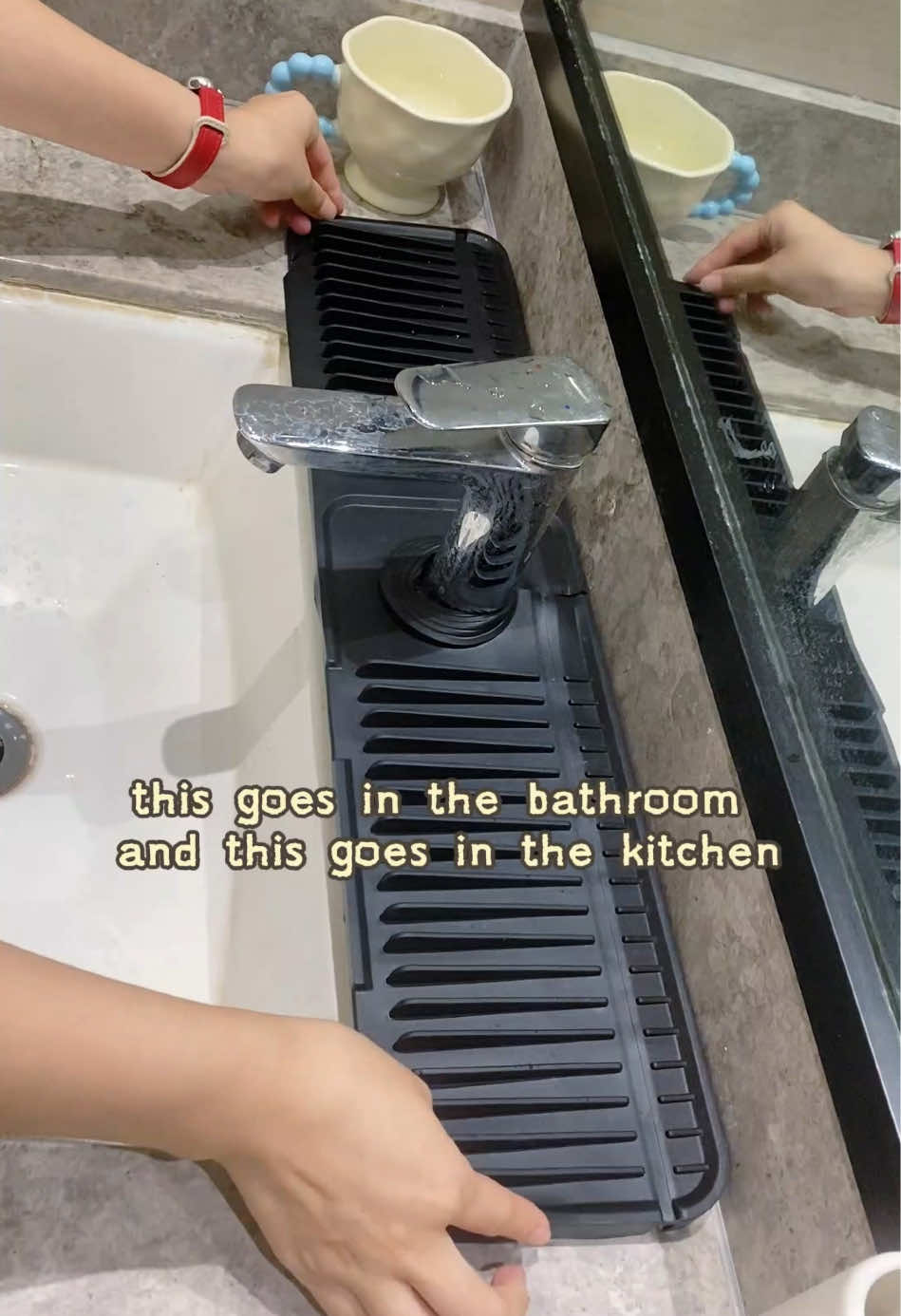 24-inch large size,suitable for most American sinks. It not only beautiful but also can prevent water stains and dirt from eroding!#KitchenHacks #splashguard #fyp #tiktokshop #cleaningmadeeasy #kitchenupgrade #sinkmat 