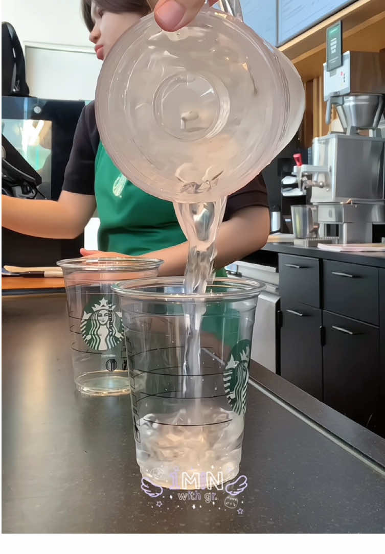 D-141 🤩 BOGO DAY! Only on 8 Aug 25 🥤 Stop by and refresh yourself with your favorite Starbucks beverage of any size. Buy one, get one free at Starbucks all day long. ✌🏻 *Limited to a purchase of 2, get 2 free per person. *Terms and conditions apply. #starbucks #starbucksbarista #starbucksdrinks #starbucksthailand #1minwithgr 