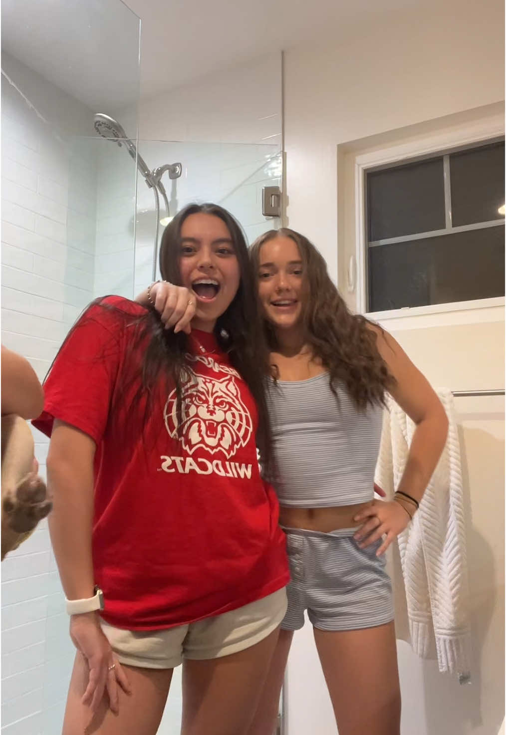 🍷👯‍♀️