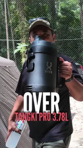 Ais habis, topup…  Air habis, topup…  Tapi ais dalam OVER TANGKI PRO ni geng… tak habis-habis! 😮‍💨 Pagi letak ais, malam still sejuk! Geng camping, geng kerja panas… ni la botol air terakhir yang korang perlukan! 💧 #botolairtahansejuk #OverTangkiPro #CampingGear #KakiCamping #GengOutdoor #CampingMalaysia #GadgetCamping #TikTokAffiliate #AirSejukSampaiPetang #belajarbuatlive #farafaiz85 #farafaizcamping