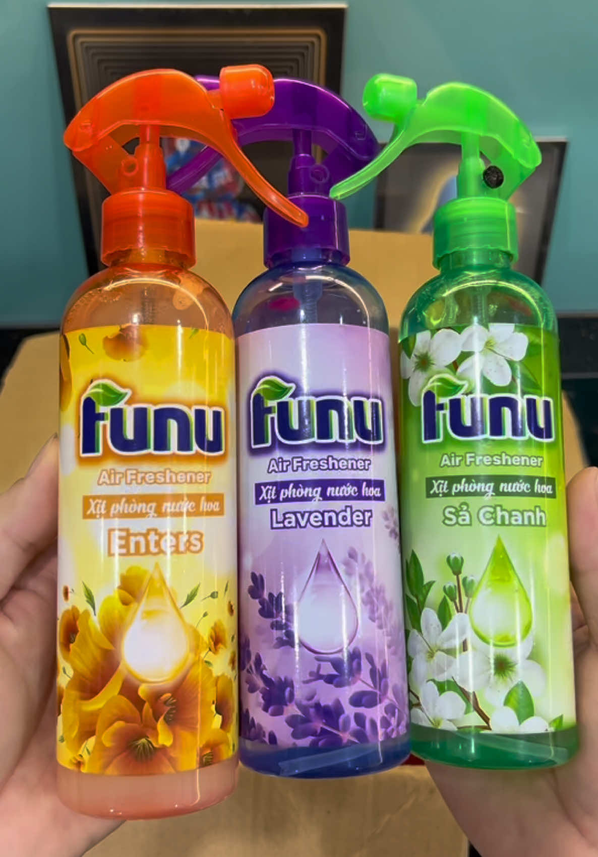 Xịt phòng tinh dầu nước hoa Funu #emkieutaphoa #xitphong #xitphongtinhdau #funu #xitphongfunu
