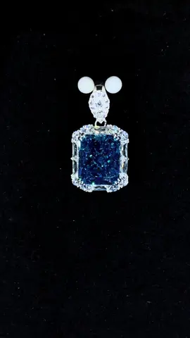 Mặt Dây Xoàn Nam Phi Xanh Dương, Màu Xanh Của Hoàng Gia#xuhuong #jewelry #viral #trangsuc #xoànnamphi #nhannu #viralvideo 