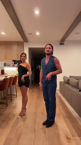 An after party dance party in our kitchen @Val dc: @Mari Macleod @Cj Salvador  #justinbieber #yukon #marriedlife #momanddad #fyp #viral #viralvideo #trending 