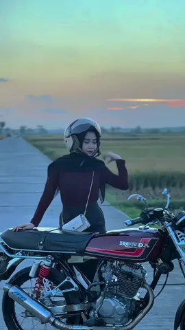 koe kapann? #cepekhits #fypage #masukberandafyp #vidioviral #fypviral #gl100indonesia #cepekkotaindustri #cepekcantik #gl100 
