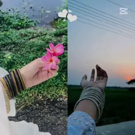 চল না হাতটা ধরে এক পা দু পা করে হাটি ঘুরিফেরি 🥰🥰🥰❤️❤️