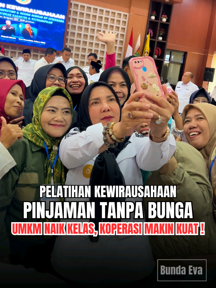 Alhamdulillah, Bunda berkesempatan membuka Pelatihan Kewirausahaan di Aula Semergou. Bunda juga mensosialisasikan program Pinjaman Tanpa Bunga bagi pelaku UMKM Kota Bandar Lampung, dengan besaran Rp25 – 50 juta, serta bantuan Rp100 juta per tahun untuk koperasi. Semoga langkah ini dapat memajukan koperasi, menguatkan UMKM, dan mengangkat ekonomi masyarakat. UMKM naik kelas, Koperasi makin kuat! 💪✨