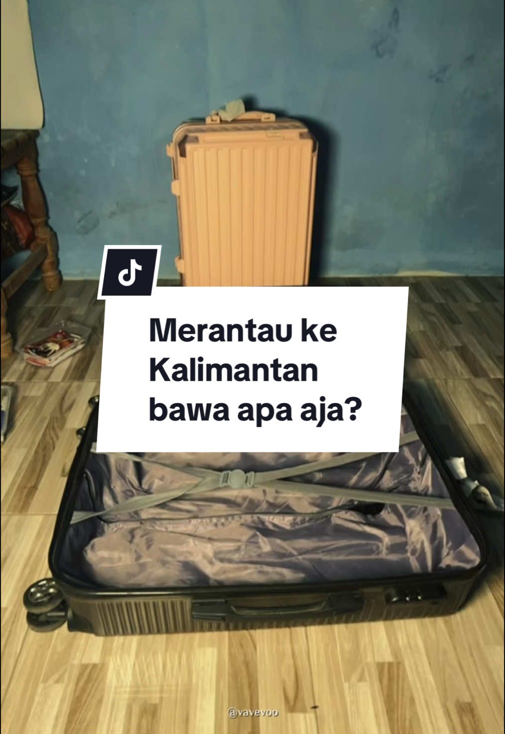 Ceritanya lagi packing barang yang mau dibawa balik ke Kalimantan, btw kalian kalo merantau bawa apa aja sih?? Coba share di bawah 🥰 #merantau #perantauan #perantaukalimantan #kaltim #packing #prepare #kalimantan #pejuangrupiah #foryou #fyp 