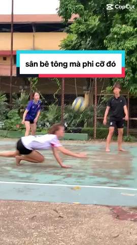 #CapCut Sân bê tông mà phi cỡ đó#bóngchuyền #volleyball #thethao 