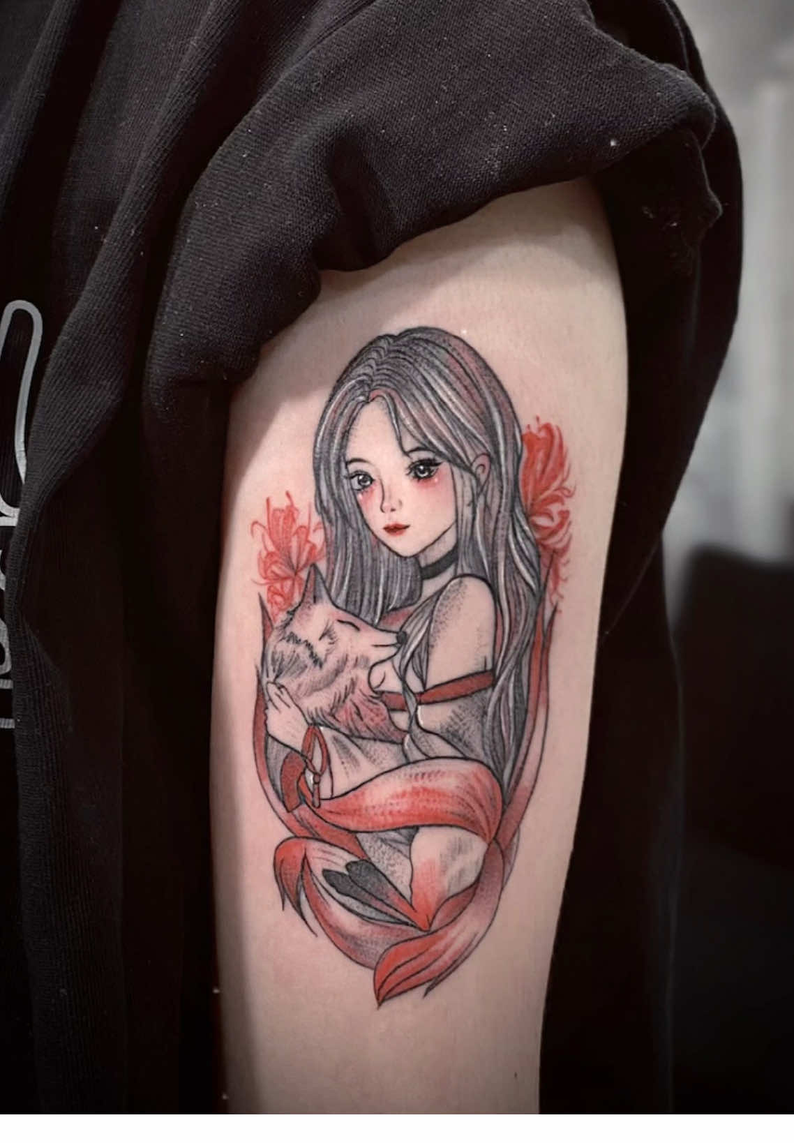 Cô gái và hồ ly #tattooforgirls #tiemxamnubaoloc #tattoobaoloc #xamhinhnghethuatbaoloc #tiemxambaoloc #xamhinhminibaoloc #hinhxamdep 