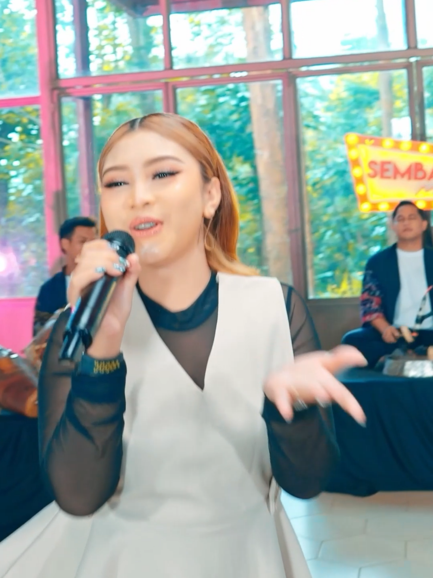 Episode 3 | Waru Doyong – Dede Risty Feat. Novia Rozma x EDB Pro (Video Lengkap Di Channel Youtube SEMBADA MUSIC) Support @bsmrental #WaruDoyong #DedeRisty #NoviaRozma #SembadaMusic #LaguTarling #TarlingCirebon #MusikPantura #LaguDaerahViral #MusikTarling #ViralTikTokMusic