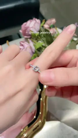 #cincin #initialring #initials #promisering #proposalring #tas #initialtok #initialscouples #accessories #giftideas #jewellery 
