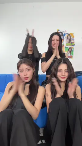 🤞👍👉🤙 #I_MET_U #아이멧유 @유빈 Kelly @🍋LEANAVVAB랴밥🍋 @🍒RINI 예린🐱 @Cleo 