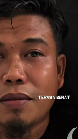 Sesuka apapun kamu dengan hujan, berhentilah jika demam