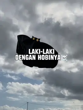 hobinya menguras dana😚🗿#creatorsearchinsights #fyppppppppppppppppppppppp #fyp #layangan #hobi 