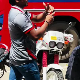 #CapCut 🥹😂 නැ නැ දැන්ම ස්ටාට් කරන්නැ සර් 👎#honda #ax1 #nx250 #kurunegala_squad🔰 #raviputha #japan #tiktok #highcapacitysrilanka🇱🇰 #bikelife #srilankan_tik_tok🇱🇰foryou #Love #🥀 #r_a_v_i_m_a_l 