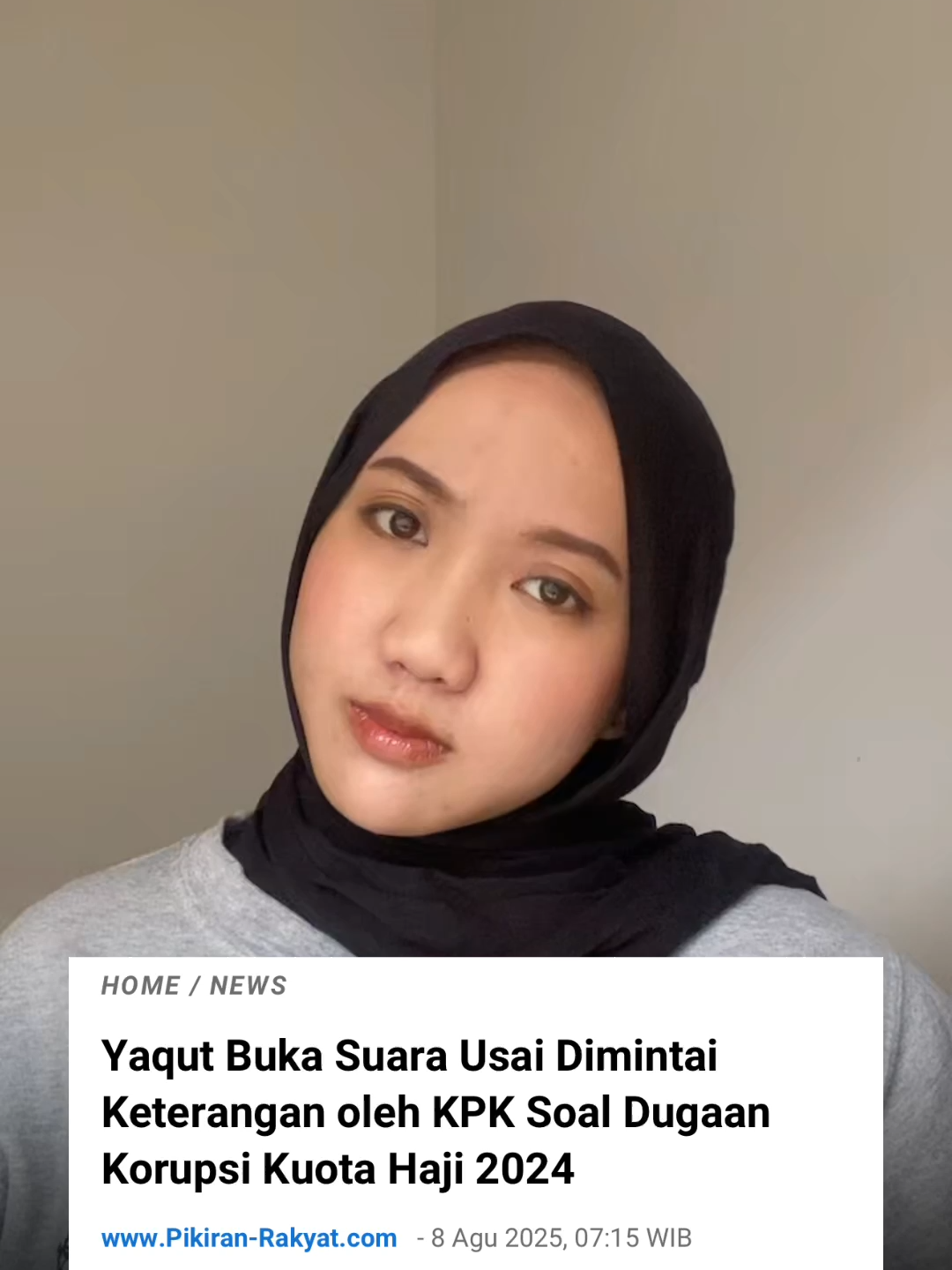 Mantan Menteri Agama, Yaqut Cholil Qoumas, telah memenuhi panggilan KPK pada Rabu, 7 Agustus 2025. Ia diperiksa sebagai saksi dalam kasus dugaan penyimpangan distribusi kuota haji tambahan dari Arab Saudi untuk Indonesia pada tahun 2023. Yaqut menyebut pemeriksaan berlangsung intensif dan penuh dengan pertanyaan dari penyidik, namun ia enggan membeberkan detail materi yang ditanyakan. Saat ditanya awak media mengenai kemungkinan keterlibatan atau arahan dari Presiden Joko Widodo dalam pembagian kuota haji, Yaqut memilih tidak memberikan tanggapan. Kasus ini menyedot perhatian publik karena pembagian kuota tambahan sebesar 20.000 jemaah diduga melanggar aturan Undang-Undang, yang seharusnya membagi kuota 92% untuk jemaah reguler dan 8% untuk haji khusus. Namun dalam praktiknya, justru dibagi rata—50% untuk masing-masing. Menurut Sobat PR, apakah publik berhak tahu lebih banyak tentang proses ini? Apakah KPK sudah cukup transparan? #KuotaHaji2024 #KPK #KorupsiKuotaHaji