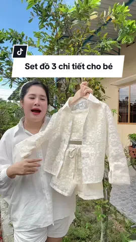 Sét đồ 3 chi tiết chuẩn đi du lịch đây Mom ơi #thoitrangbegai  #setdobegai 
