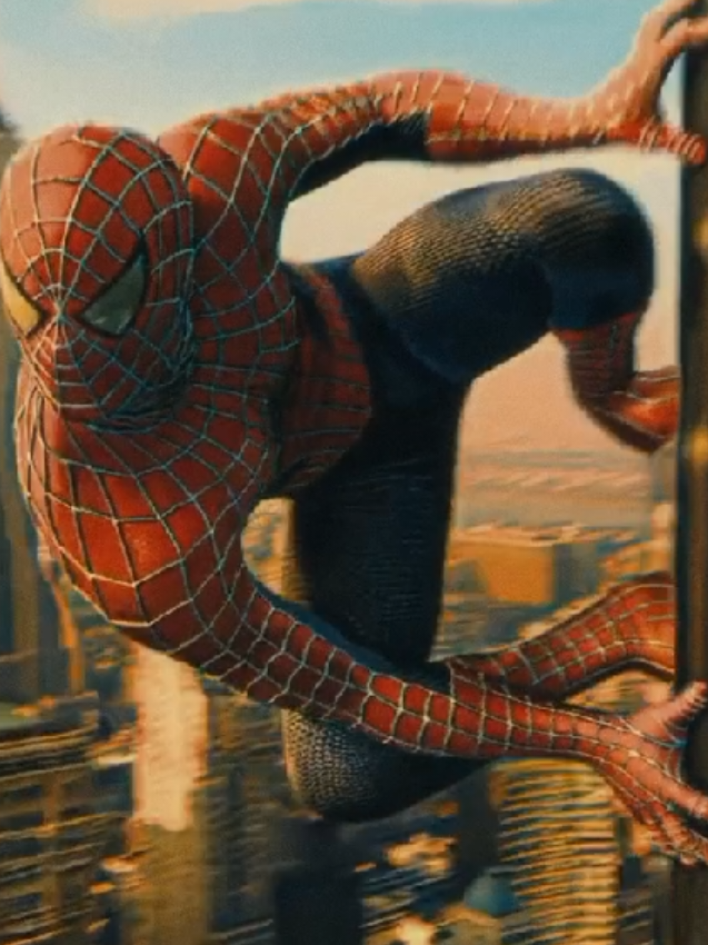 Spider Man 2002 - Tobey Maguire #marvelstudios #edit #spiderman #tobeymaguire #fypシ゚ #goldenbrown #spiderman2002 #homemaranha #fyp #BookTok @꧁rosyapple2꧂ 
