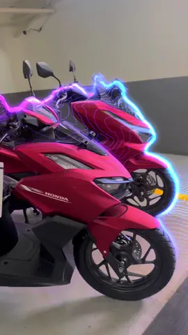 #CapCut kamu pilih yg mana nih PCX atau Vario ?? Semua ready yahh .. #pcx160 #vario #SPSMotorJawaTengah #SPSMotorAjibarang #SocialMediaExcellence2025  @HONDA PURWOKERTO @AHASS SPS AJIBARANG @AHASS16175🔧 