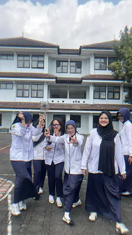satu tahap lagii menuju sabugaa 💖 alhamdulillah kompeten 💫#kompeten #gizipoltekkesbandung #ukom #poltekkes 