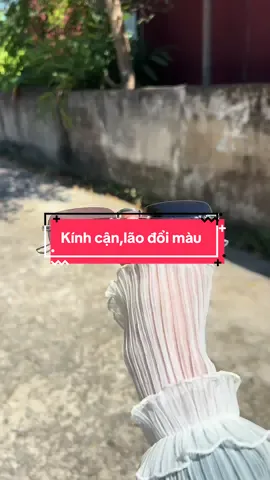 Quá chất với e kính râm đổi màu#kinhdoimau #kinhcan #kinhram #dangthitamht2024 #xuhuong 