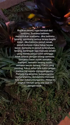 Hidupmu sepenuhnya tanggung jawabmu, tidak ada yang bisa mengganggumu kecuali dirimu mengizinkan hal itu.#bersyukur#syukurselalu#trauma#selflove#tanggungjawab#kehidupan#MentalHealth#intropeksidiri#HealingJourney#sadar#proseshidup#energy#rezeki#batin  