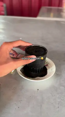 nek karo ngamuk malah soro🤣#kopi #nyore #kopinikmat #aesthetic 