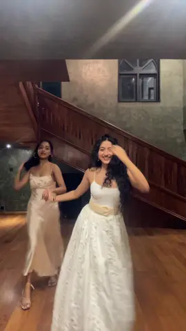Insta - @shanelle.charukiii #srilanka🇱🇰 #fyp #shanellecharuki #dance #trending 
