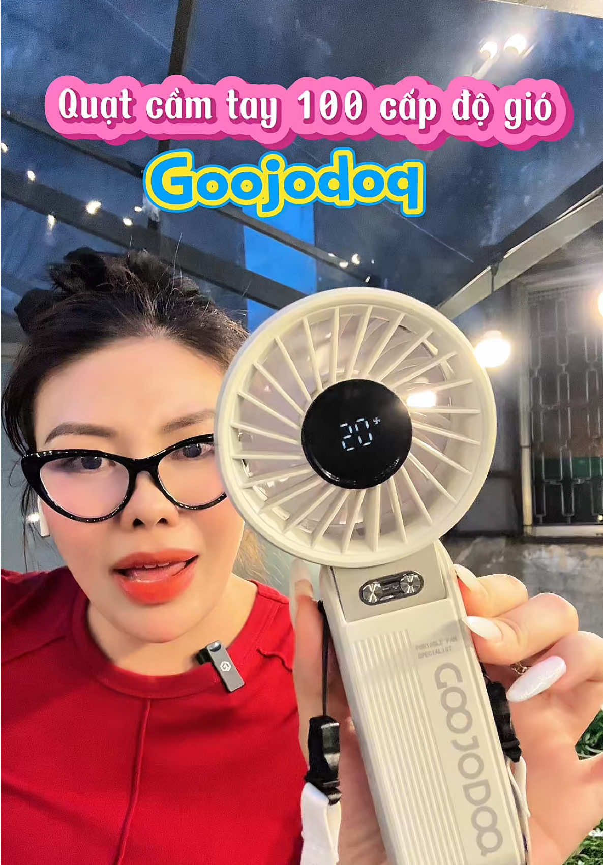 Quạt cầm tay 100 cấp độ gió, làm mát cực kỳ nhanh của #goojodoq đang trợ giá chỉ 189k freeship. Mấy chị em tranh thủ săn vì giá có thể thay đổi khi hết thời gian khuyến mãi nha #quatcamtay #quatcamtaymini #quatgoojodoq #quattichdien #quattichdienmini #thythygiadung  @Thy Thy Gia Dụng  @Thy Thy Gia Dụng  @Thy Thy Gia Dụng 