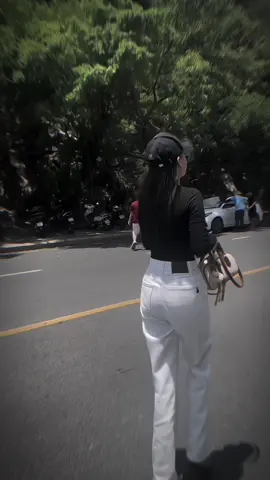 Nút thắt trong lòng đã gỡ xong.Không còn mong cầu.
