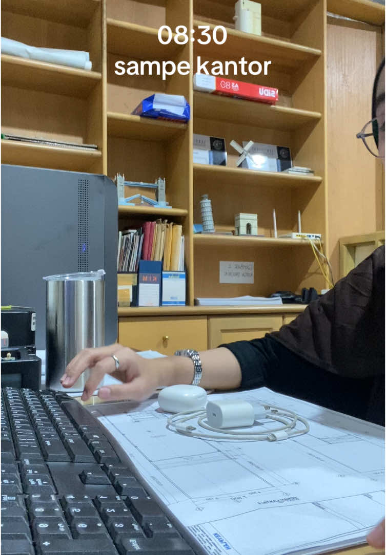 #worklife #office #drafter #corporatelife 