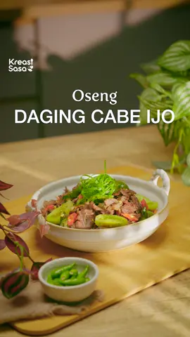 Perpaduan daging yang gurih dan sedapnya sambal ijo, bikin pedas oseng daging bumbu cabe ijo ini siap menggoyang lidah~ #SasaMelezatkan #KreasiSasa #Melezatkan #SasaMsg