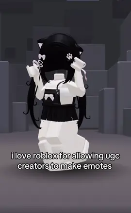 finally we can have some cute emotes #viral #roblox #robloxdahood #robloxfyp #fyp #dahood #robloxemote 