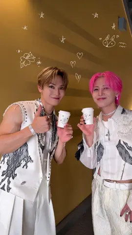 🌺 #SHO ➫ 🦊 #REN #JO1_ひらく Coffee Gift ☕️🎁 　 ꕤ JO1 | 'ひらく' 2025.08.18 Digital Release 𓈒𖧷 ⁺. #富士山とコーヒーとしあわせの数式 #ふじこーひー #川尻蓮 #與那城奨