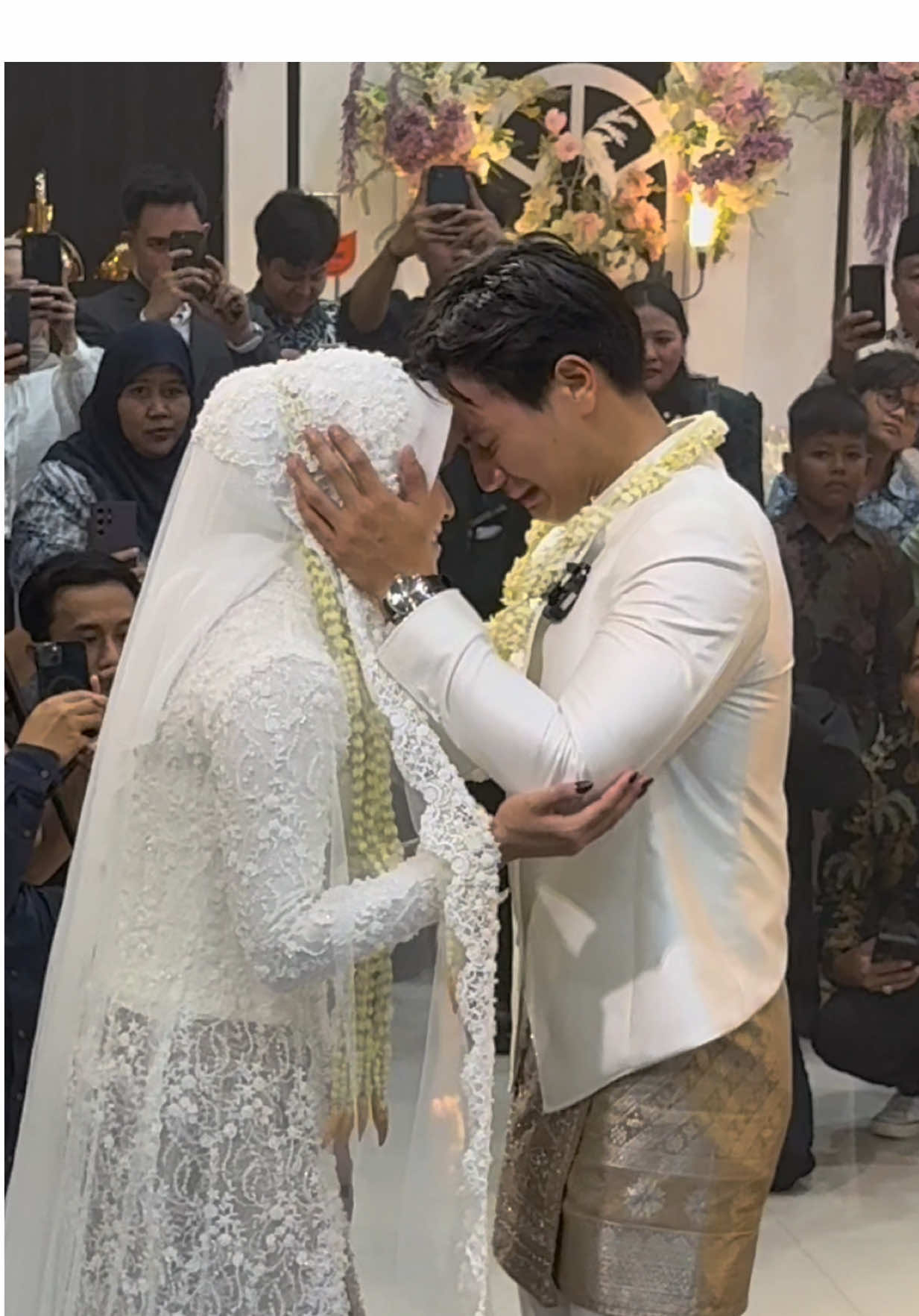 selamat bre & aya 🥹❤️ @Yaya @bree 