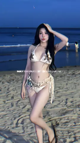 Mấy giờ cơ…