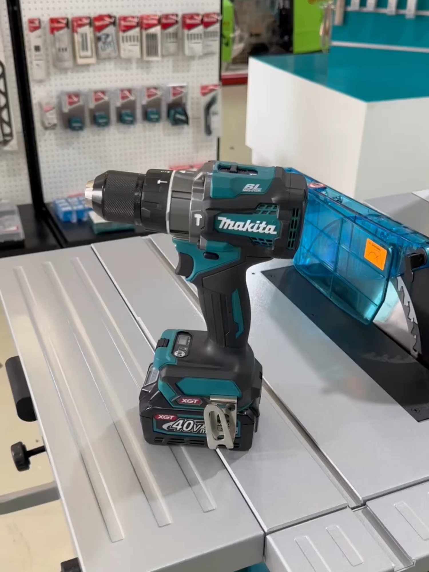 Đẹp không tỳ vết, Momen xoán 140Nm chiến thần Makita HP001G #makitatools #makitavietnam #maykhoanpin #maykhoanmakita