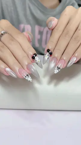 nghiện Hello Kitty quá luôn ờiiiii, thử mẫu này nha mấy pà ơi 🤭💕 #xuhuong #nailkoreastyle #nails #viral #xuhuongnail 