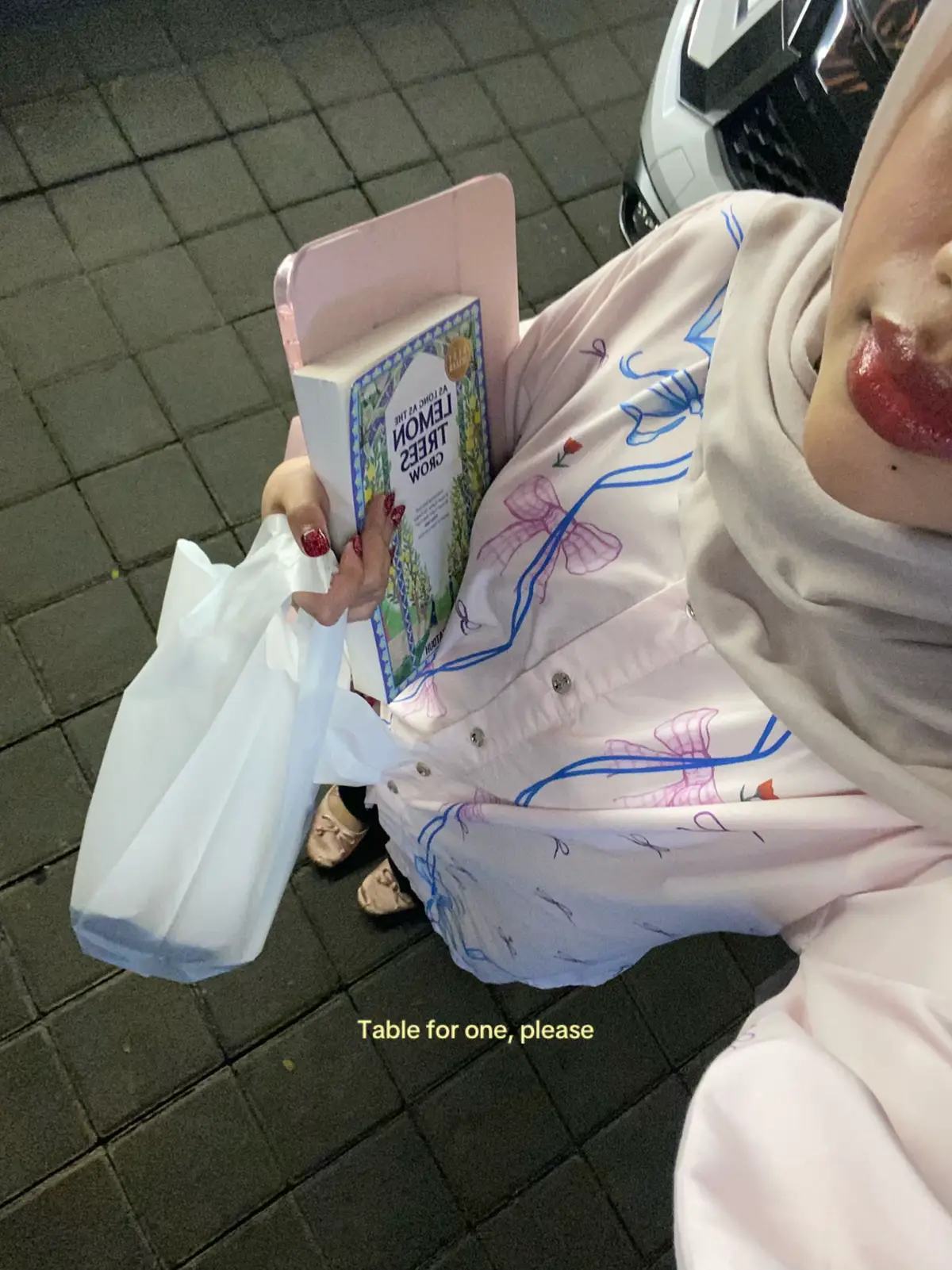 Never ending table for one 💌