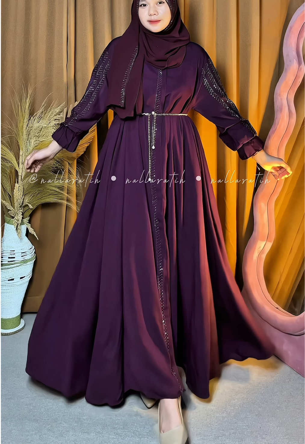 secakep inii ihhh pdhal under 200rb mna udah free hijab sama belt juga😍  #abaya #abayaset #abayastyle 